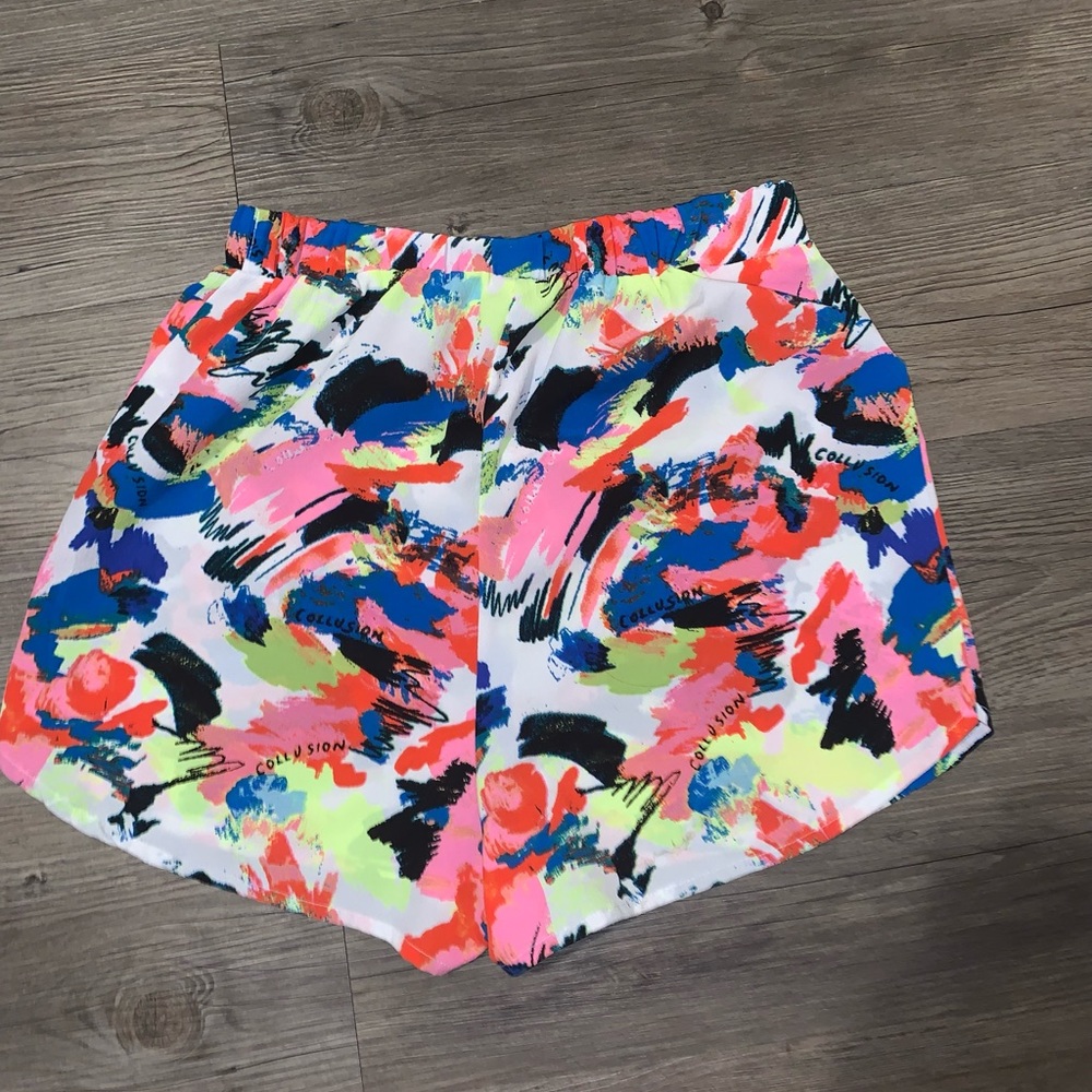 It’s a size 6 women’s